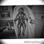 Фото рисунка тату космонавт 31.10.2018 №092 - cosmonaut tattoo - tattoo-photo.ru