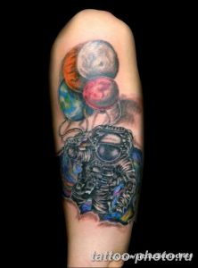 Фото рисунка тату космонавт 31.10.2018 №119 - cosmonaut tattoo - tattoo-photo.ru