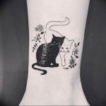 Фото рисунка тату кошка 09.10.2018 №014 - cat tattoo - tattoo-photo.ru