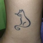 Фото рисунка тату кошка 09.10.2018 №091 - cat tattoo - tattoo-photo.ru