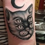 Фото рисунка тату кошка 09.10.2018 №092 - cat tattoo - tattoo-photo.ru