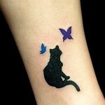 Фото рисунка тату кошка 09.10.2018 №183 - cat tattoo - tattoo-photo.ru