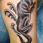 Фото рисунка тату кошка 09.10.2018 №260 - cat tattoo - tattoo-photo.ru