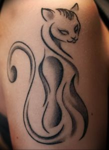 Фото рисунка тату кошка 09.10.2018 №280 - cat tattoo - tattoo-photo.ru