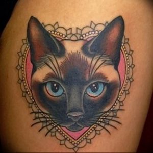 Фото рисунка тату кошка 09.10.2018 №329 - cat tattoo - tattoo-photo.ru