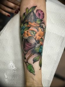 Фото рисунка тату кошка 09.10.2018 №387 - cat tattoo - tattoo-photo.ru