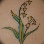 Фото рисунка тату ландыш 12.10.2018 №011 - tattoo lily of the valley - tattoo-photo.ru