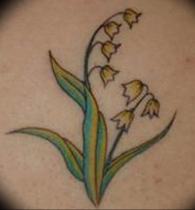 Фото рисунка тату ландыш 12.10.2018 №011 - tattoo lily of the valley - tattoo-photo.ru
