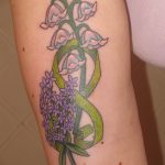 Фото рисунка тату ландыш 12.10.2018 №028 - tattoo lily of the valley - tattoo-photo.ru