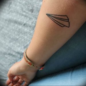 Фото рисунка тату оригами 12.10.2018 №007 - origami tattoo - tattoo-photo.ru