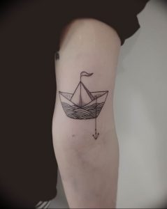 Фото рисунка тату оригами 12.10.2018 №013 - origami tattoo - tattoo-photo.ru