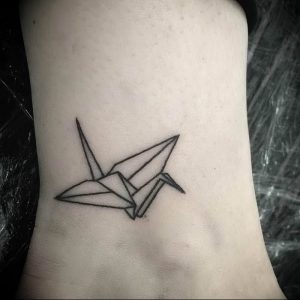 Фото рисунка тату оригами 12.10.2018 №016 - origami tattoo - tattoo-photo.ru