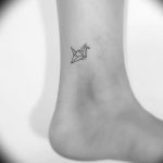 Фото рисунка тату оригами 12.10.2018 №023 - origami tattoo - tattoo-photo.ru