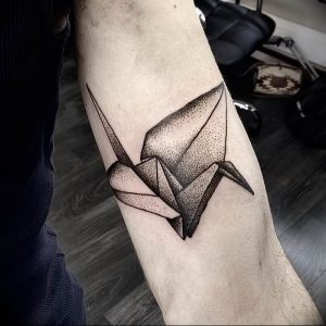 Фото рисунка тату оригами 12.10.2018 №038 - origami tattoo - tattoo-photo.ru