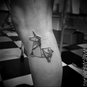 Фото рисунка тату оригами 12.10.2018 №055 - origami tattoo - tattoo-photo.ru