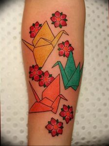 Фото рисунка тату оригами 12.10.2018 №060 - origami tattoo - tattoo-photo.ru