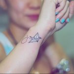 Фото рисунка тату оригами 12.10.2018 №061 - origami tattoo - tattoo-photo.ru