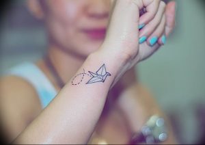 Фото рисунка тату оригами 12.10.2018 №061 - origami tattoo - tattoo-photo.ru