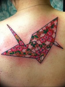 Фото рисунка тату оригами 12.10.2018 №069 - origami tattoo - tattoo-photo.ru