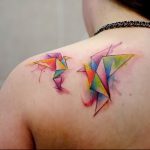 Фото рисунка тату оригами 12.10.2018 №094 - origami tattoo - tattoo-photo.ru