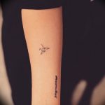 Фото рисунка тату оригами 12.10.2018 №100 - origami tattoo - tattoo-photo.ru