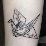 Фото рисунка тату оригами 12.10.2018 №102 - origami tattoo - tattoo-photo.ru