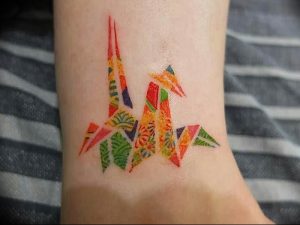 Фото рисунка тату оригами 12.10.2018 №136 - origami tattoo - tattoo-photo.ru