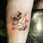 Фото рисунка тату оригами 12.10.2018 №207 - origami tattoo - tattoo-photo.ru