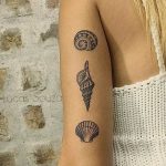 Фото рисунка тату ракушка 12.10.2018 №044 - tattoo shell - tattoo-photo.ru