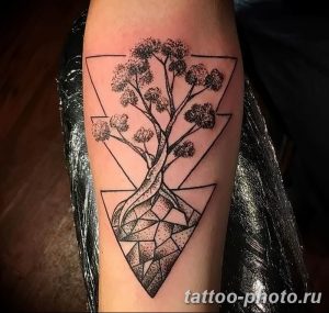 Фото тату Бонсай 26.10.2018 №191 - tattoo bonsai - tattoo-photo.ru