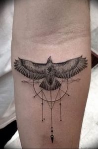 Фото тату беркут 10.10.2018 №023 - tattoo eagle - tattoo-photo.ru