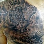 Фото тату беркут 10.10.2018 №028 - tattoo eagle - tattoo-photo.ru