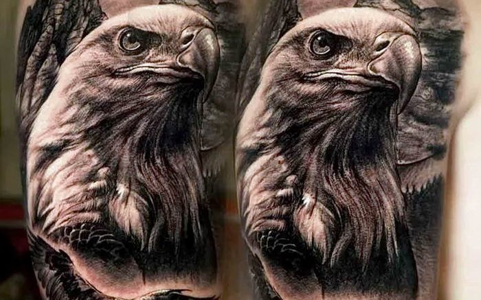 Фото тату беркут 10.10.2018 №069 - tattoo eagle - tattoo-photo.ru