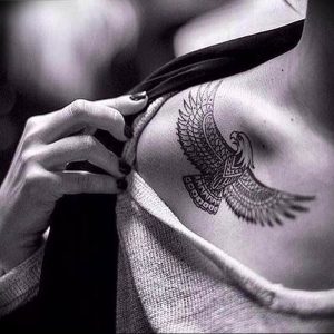 Фото тату беркут 10.10.2018 №087 - tattoo eagle - tattoo-photo.ru