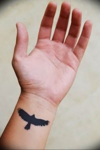 Фото тату беркут 10.10.2018 №095 - tattoo eagle - tattoo-photo.ru