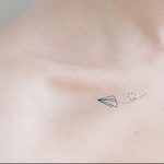 Фото тату бумажный самолетик 09.10.2018 №002 - tattoo paper airplane - tattoo-photo.ru