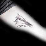 Фото тату бумажный самолетик 09.10.2018 №022 - tattoo paper airplane - tattoo-photo.ru