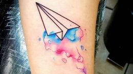 Фото тату бумажный самолетик 09.10.2018 №060 - tattoo paper airplane - tattoo-photo.ru