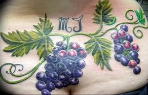 Фото тату виноград 10.10.2018 №044 - tattoo grapes - tattoo-photo.ru