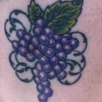 Фото тату виноград 10.10.2018 №061 - tattoo grapes - tattoo-photo.ru