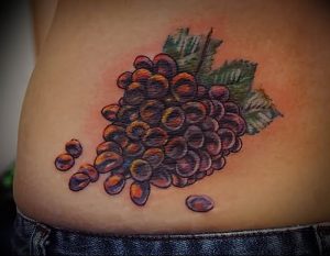 Фото тату виноград 10.10.2018 №062 - tattoo grapes - tattoo-photo.ru
