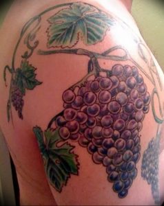 Фото тату виноград 10.10.2018 №078 - tattoo grapes - tattoo-photo.ru