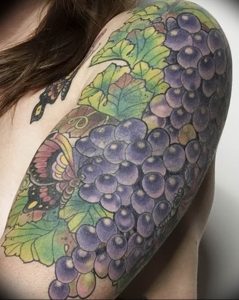 Фото тату виноград 10.10.2018 №106 - tattoo grapes - tattoo-photo.ru