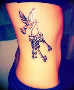 Фото тату голубь 26.10.2018 №009 - tattoo dove - tattoo-photo.ru