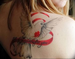 Фото тату голубь 26.10.2018 №016 - tattoo dove - tattoo-photo.ru