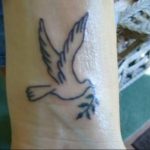 Фото тату голубь 26.10.2018 №028 - tattoo dove - tattoo-photo.ru