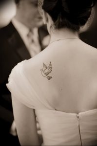 Фото тату голубь 26.10.2018 №054 - tattoo dove - tattoo-photo.ru