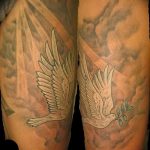 Фото тату голубь 26.10.2018 №074 - tattoo dove - tattoo-photo.ru