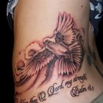 Фото тату голубь 26.10.2018 №081 - tattoo dove - tattoo-photo.ru