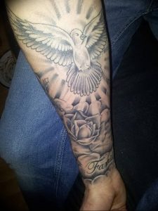 Фото тату голубь 26.10.2018 №084 - tattoo dove - tattoo-photo.ru